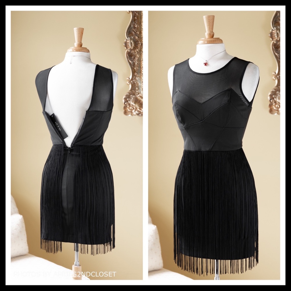 ❤️SOLD❤️BLACK V-NECK FRINGE COCKTAIL DRESS A3C - Picture 2 of 8